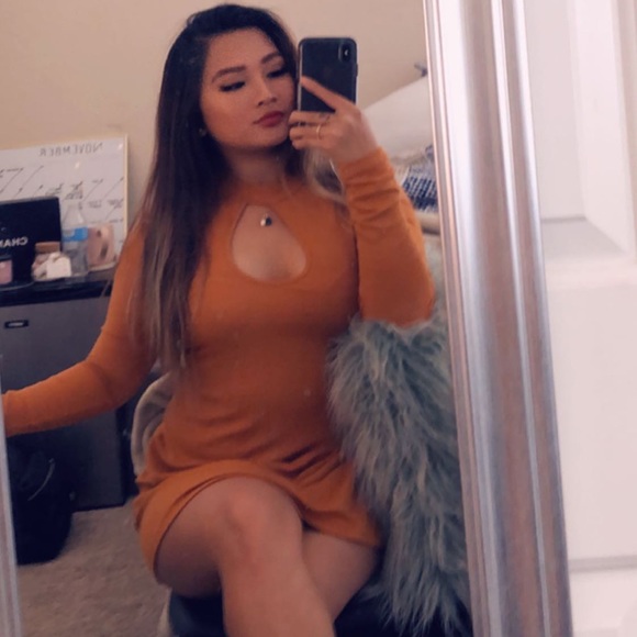 Dresses & Skirts - Cutout Long Sleeve Dress